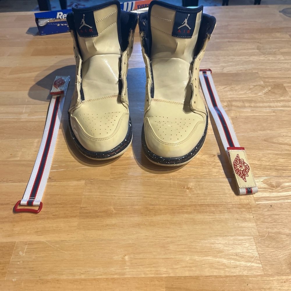 NIKE AIR JORDAN 1 HI STRAP PREMIER ‘OLYMPIC’ MENS SIZE 9.5. GENTLY USED.